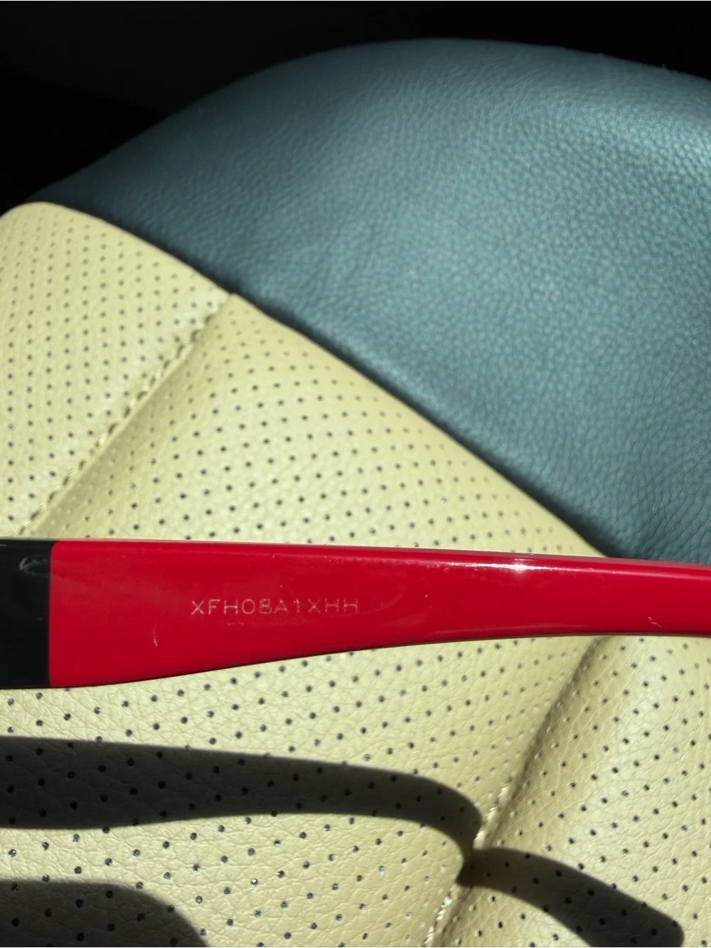 Gucci Red Sunglasses Arm 